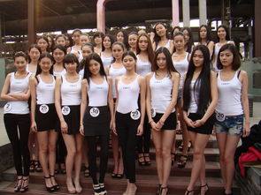 2013模特大面试 帅哥美女云集，场面壮观惊爆镜头